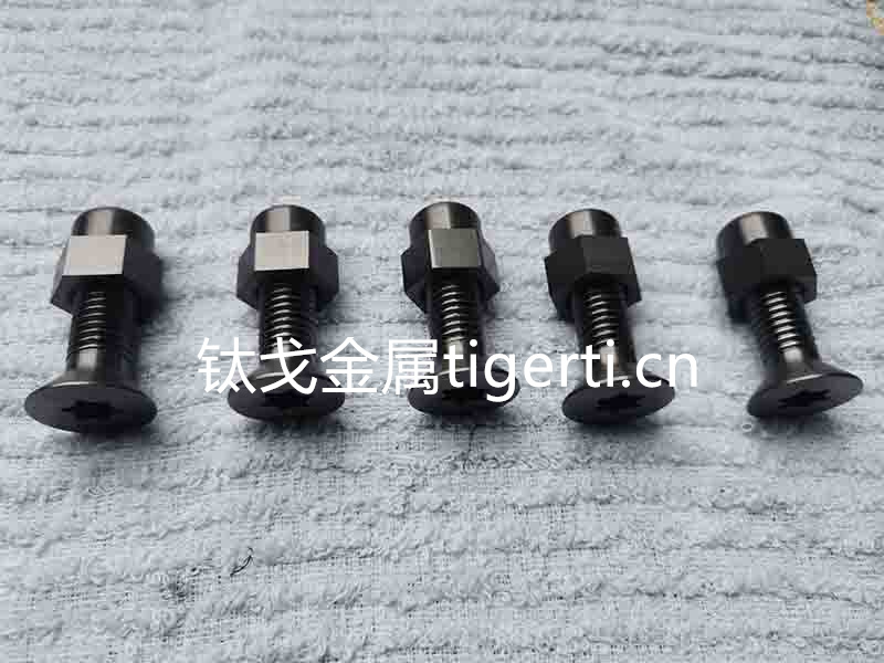 寶雞鈦戈金屬全廠上下齊心協(xié)力！加班加點(diǎn)，力趕工期！